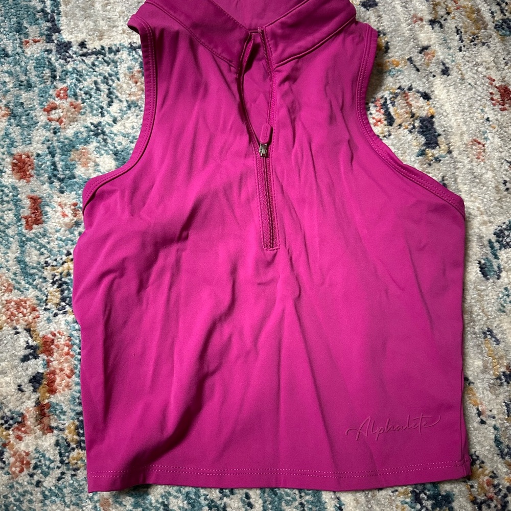 Alphalete Magenta Sleeveless Tank Top